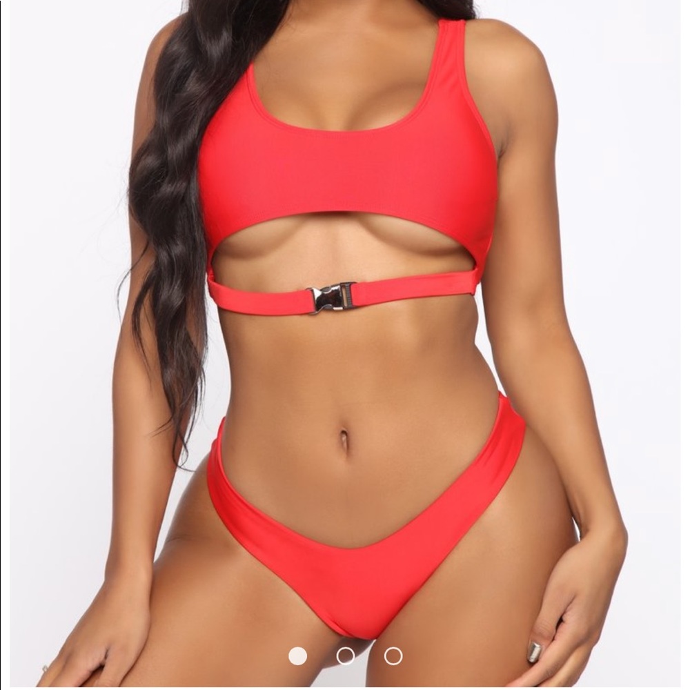 NWOT Buckle up babe bikini
